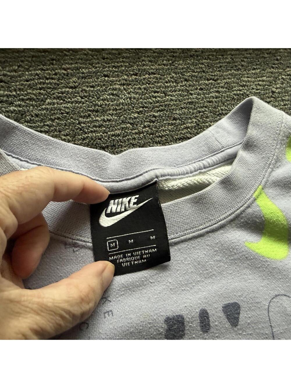 Nike Air Womens Cropped Sweatshirt Mauve Neon Green Cropped Graphic Sweatshirt M - Picture 3 of 7